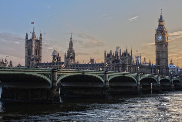 Why do so many politicians come from Private Schools, and how do they achieve high office?